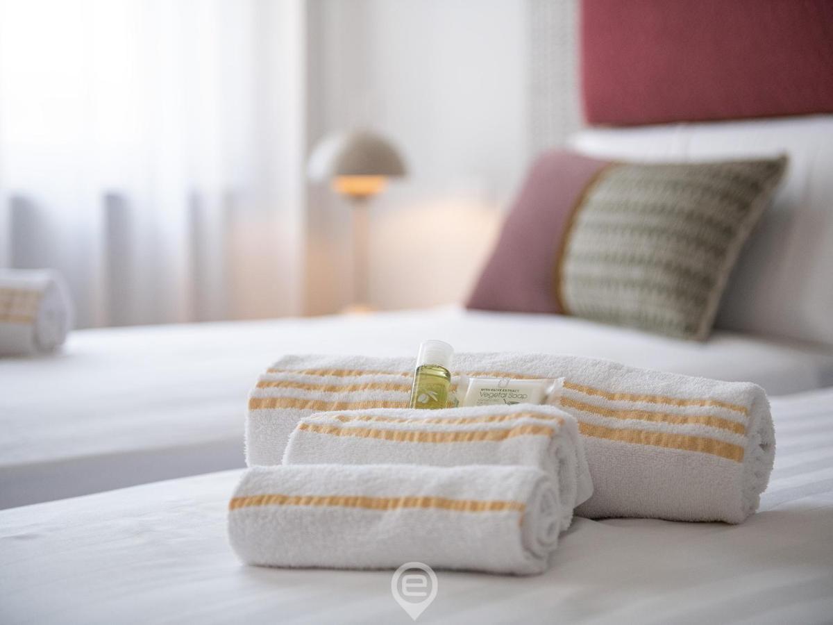 Verso Suites Каляри Екстериор снимка